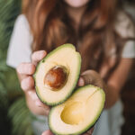 Aguacate Planta (Persea Americana) Fruta Abierta