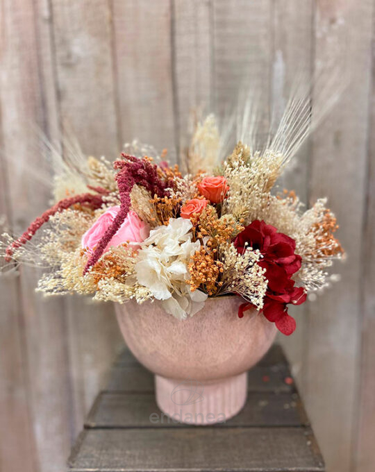 composicion-de-flor-seca-suave-decorativo