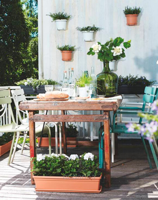 jardinera-elho-green-basics-trough-living-black-exterior