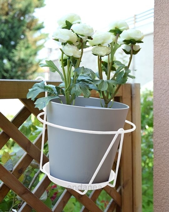 soporte-maceta-blanco-balcon-celosia
