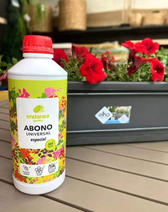 pack-ahorro-3surfinia-abono-y-jardinera-elho